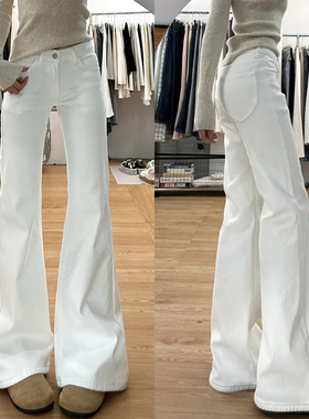 白色微喇加绒牛仔裤女2025新款大码胖mm显瘦宽松不贴腿直筒喇叭裤