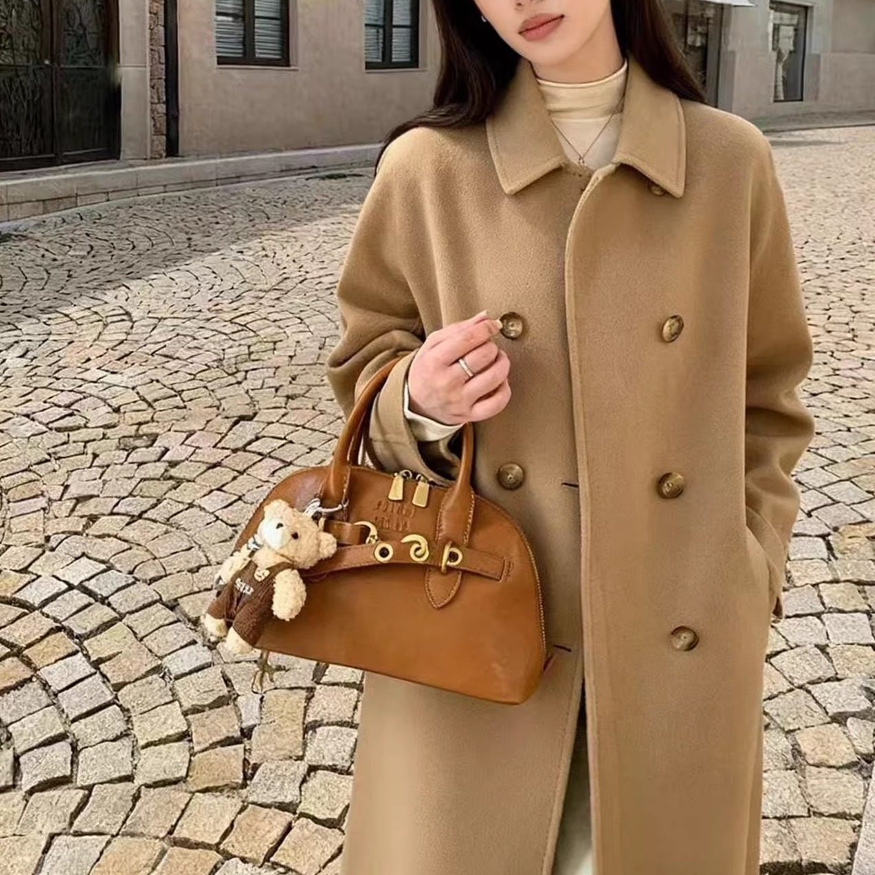 渡自包包 老钱风手提包女皮带扣装饰小众设计感单肩包贝壳包,箱包皮具/热销女包/男包,通用款女包,淘宝优惠券,粉丝福利购,淘宝优惠卷