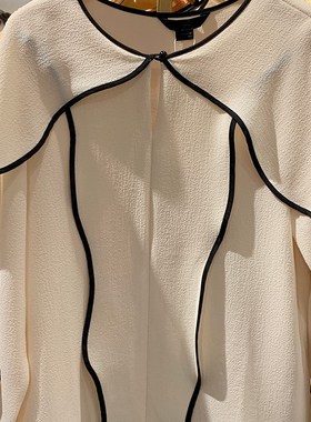 2024春季新款女时尚法式线条设计感衬衫UWG240012