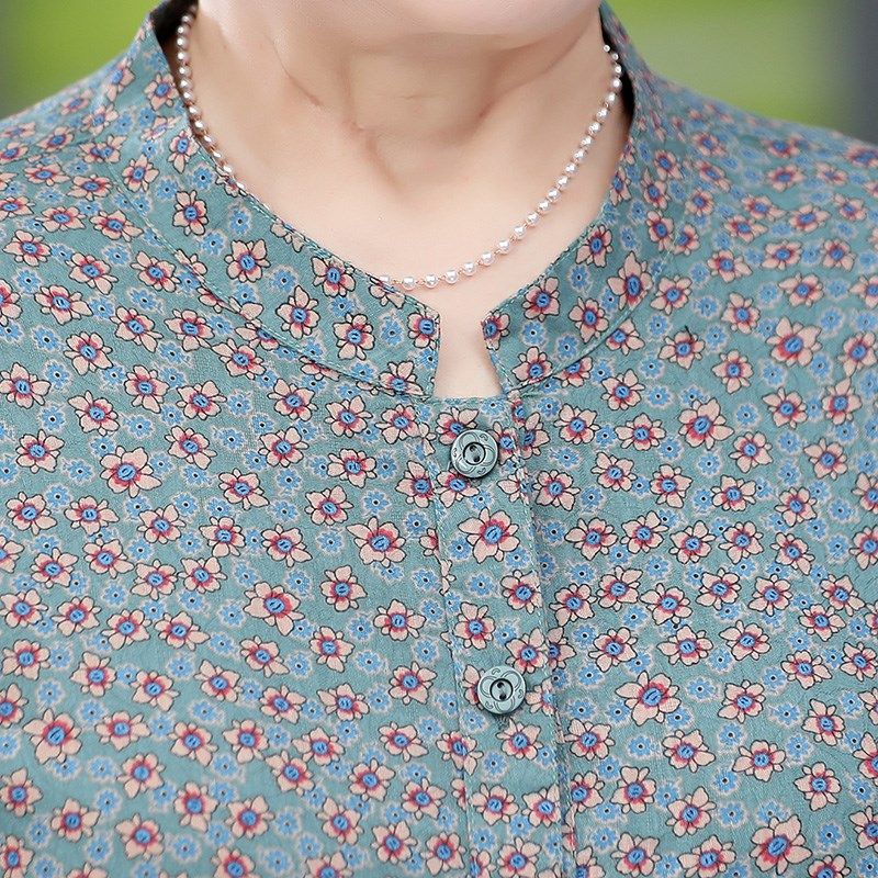 中老年套装女宽松大码老人纯棉短袖衬衫妈妈夏装两件套奶奶装衣服