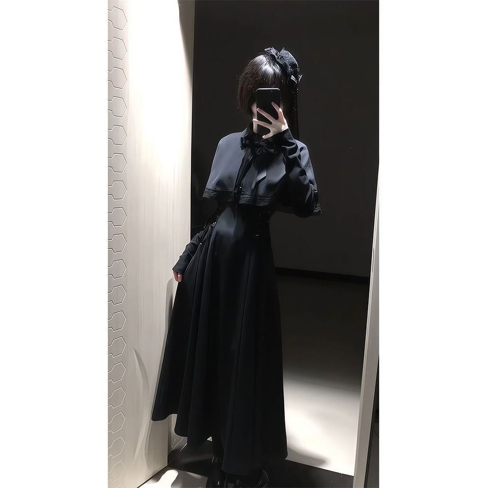可可森林 哥特风黑色法式复古斗篷连衣裙女秋冬季收腰蕾丝长裙子