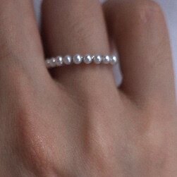 半觉知性优雅满钻蝴蝶结特选正圆极光炫彩珍珠彰显段位S925银排戒