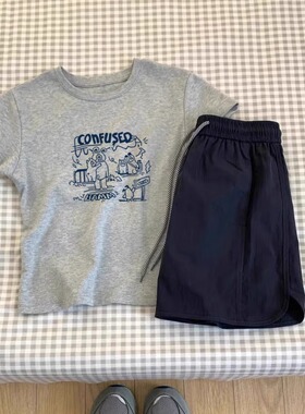 浅灰色正肩短袖t恤女2025年夏季新款辣妹打底衫ins潮内搭欧货上衣