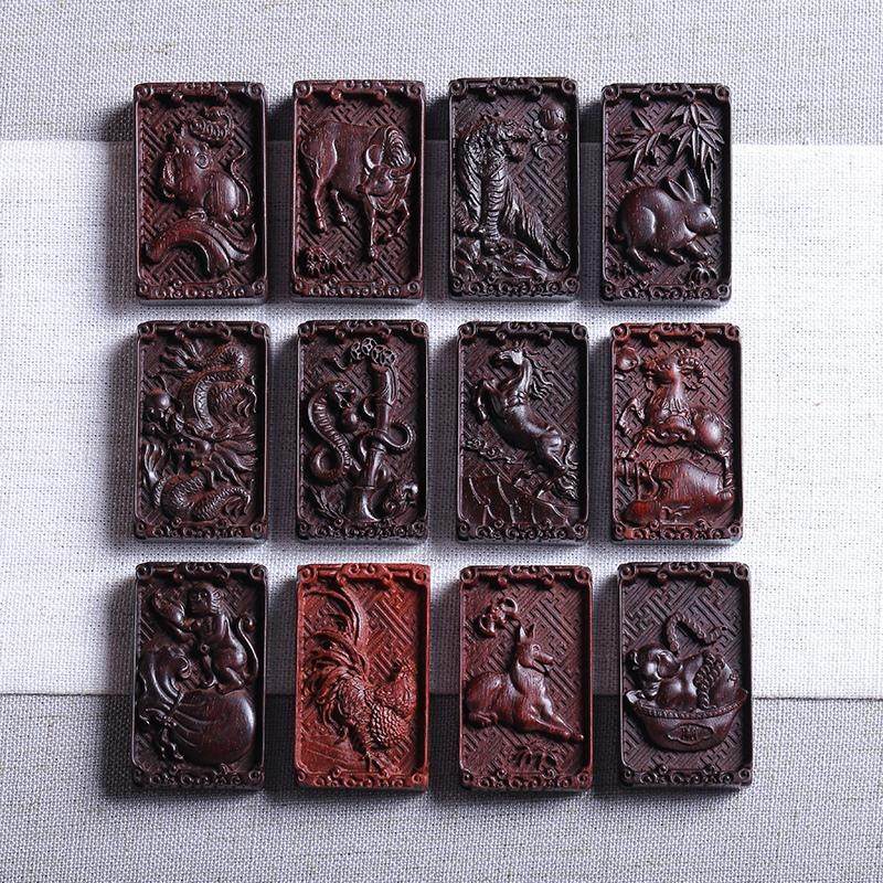 小叶紫檀木十二生肖平安无事牌鼠牛虎兔龙蛇马羊猴鸡狗猪吊坠男女