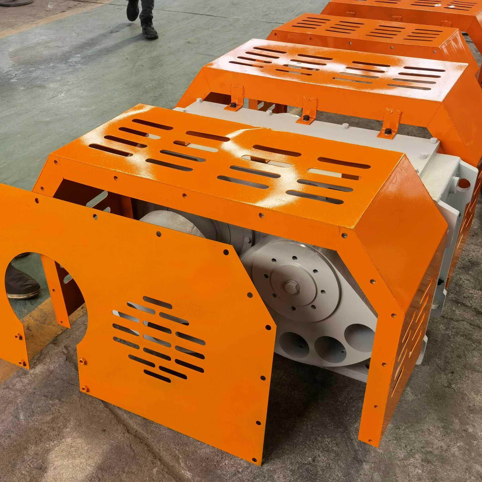 激振器坐式稀油法兰式箱式干油矿用金矿振动筛用脱水筛小型激振器