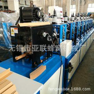 高速数控纸角机(图)纸包装机械亚联机械生产纸护角