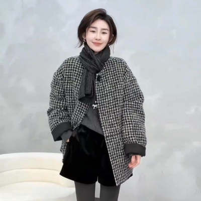 小香风格纹带围巾羽绒服外套女