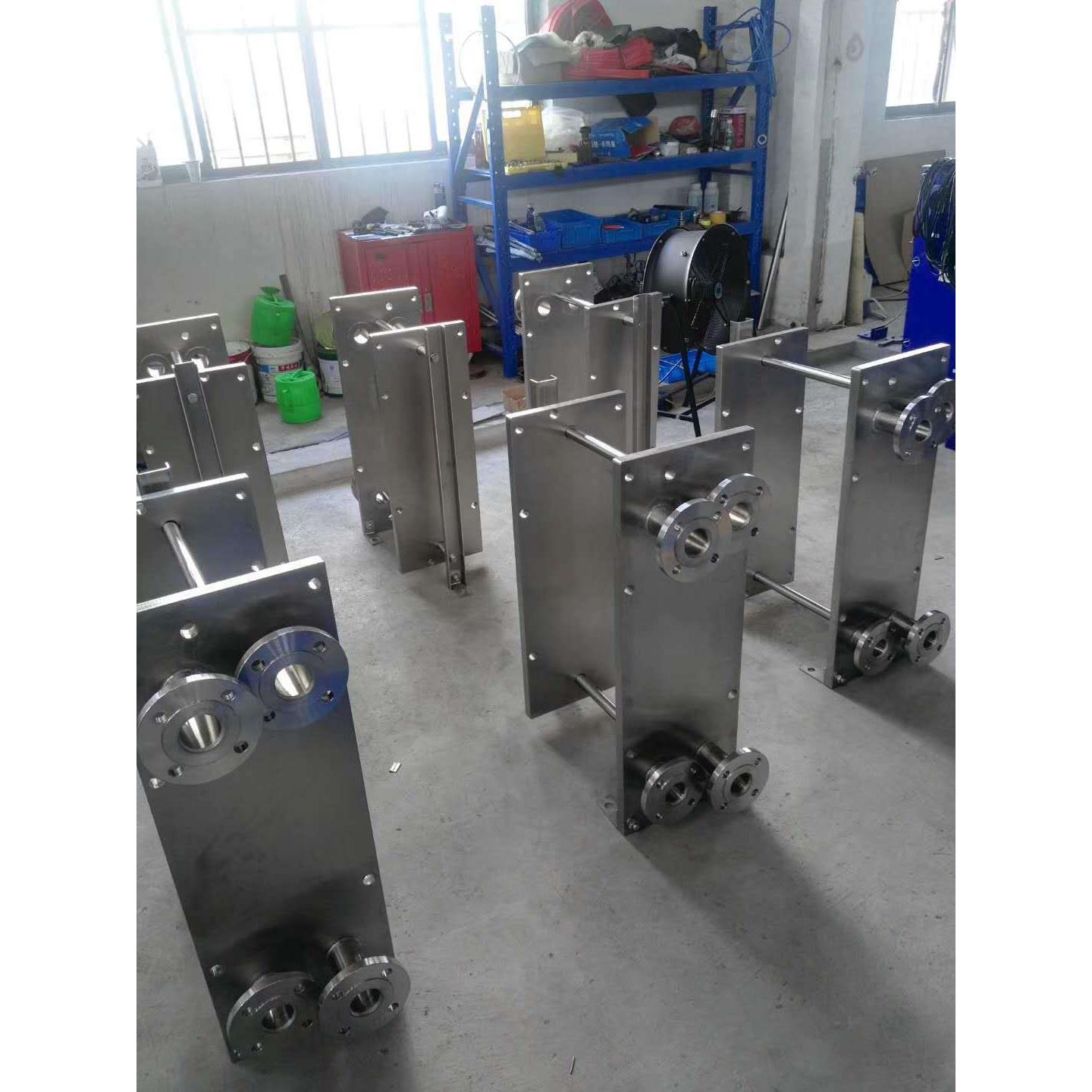 厂家多图实拍 牛奶饮料消毒全不锈钢板式换热器