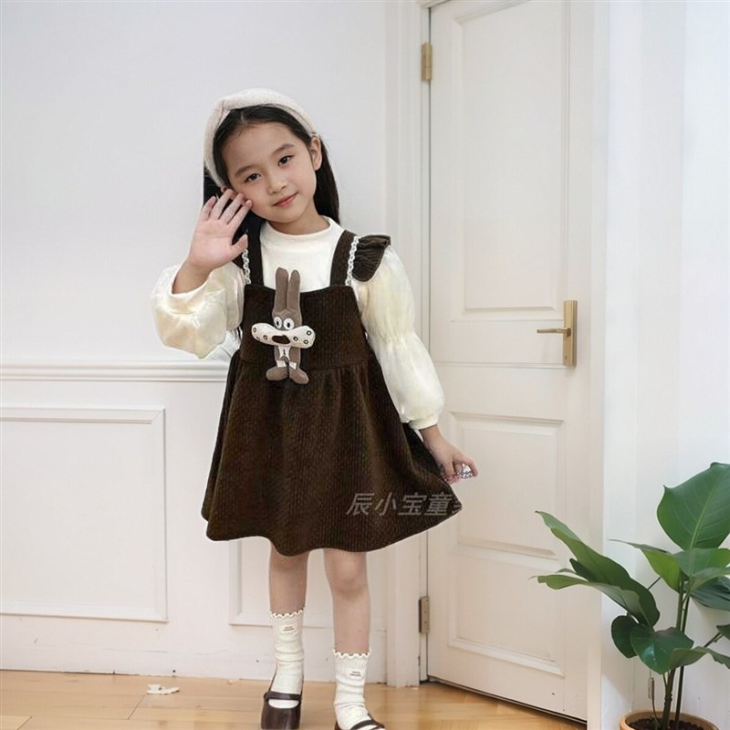 女童连衣裙秋冬季2024新款儿童洋气公主裙子小女孩时髦两件套装潮