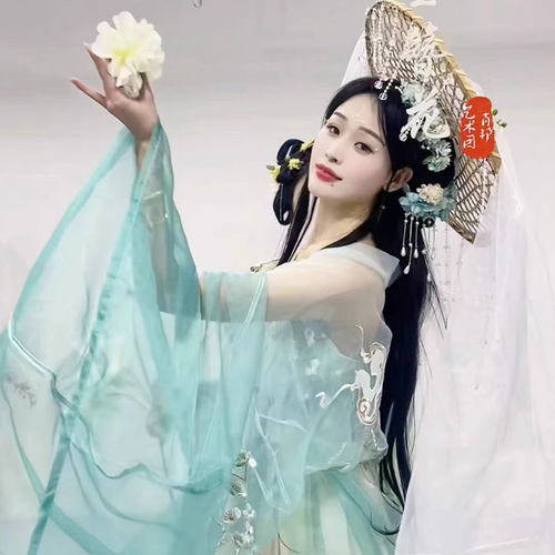 荃婉花朝节十二花神汉服古风演出服超仙飘逸国风汉服租赁定制预售