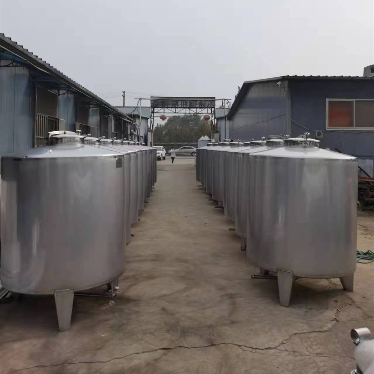 永盛制造5吨10吨储存罐不锈钢酒容器多种规格酿酒设备按需销售