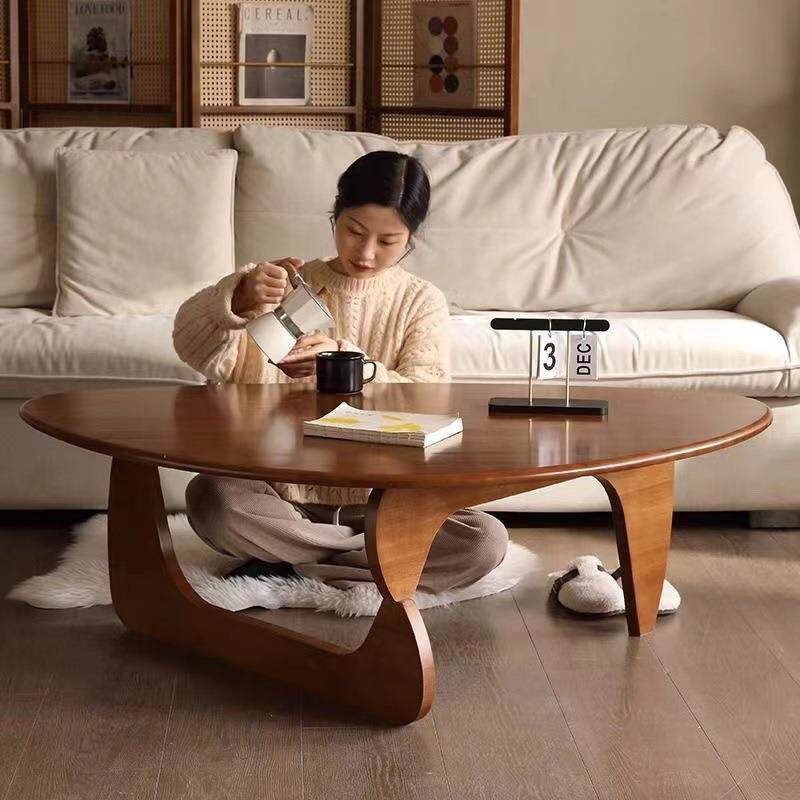 新款现代简约时尚小户型三角实木茶几家用客厅卧室轻奢茶几