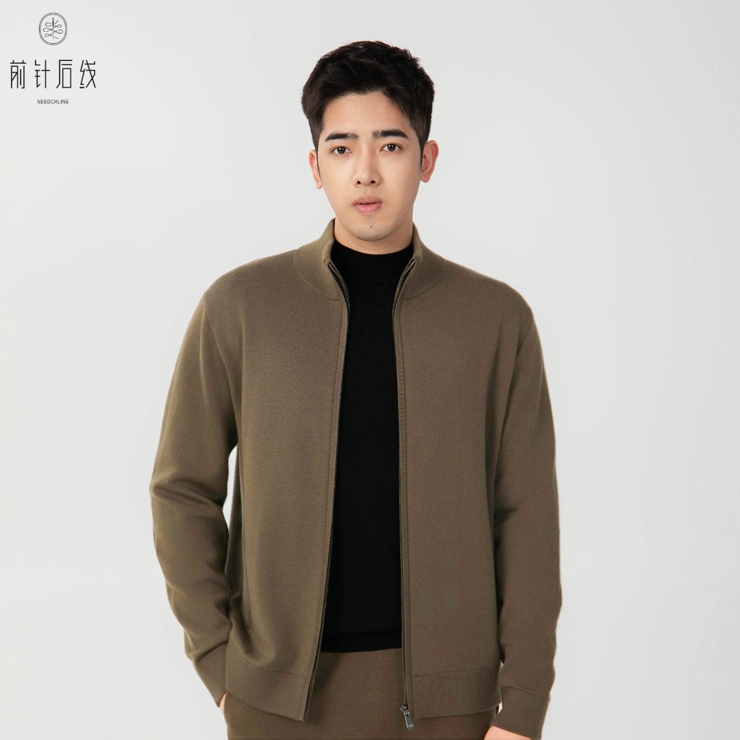 100%羊绒半高领纯色可机洗外套