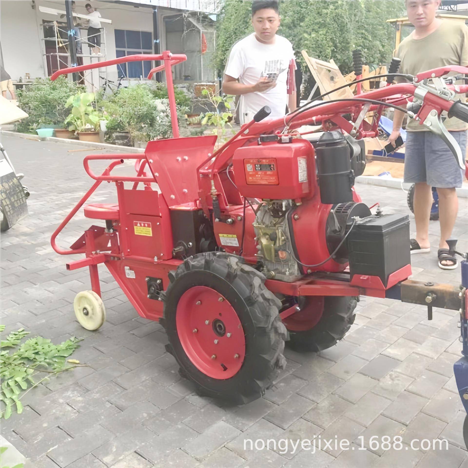 柴油电启动玉米收获机小型苞米收割机全自动干湿玉米杆粉碎收苞谷