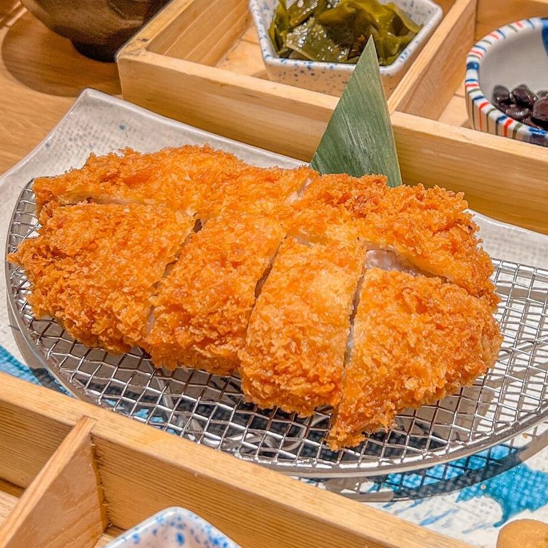 黄金猪排半成品日式港式猪扒上海炸猪排空气炸锅美食外卖商用批发