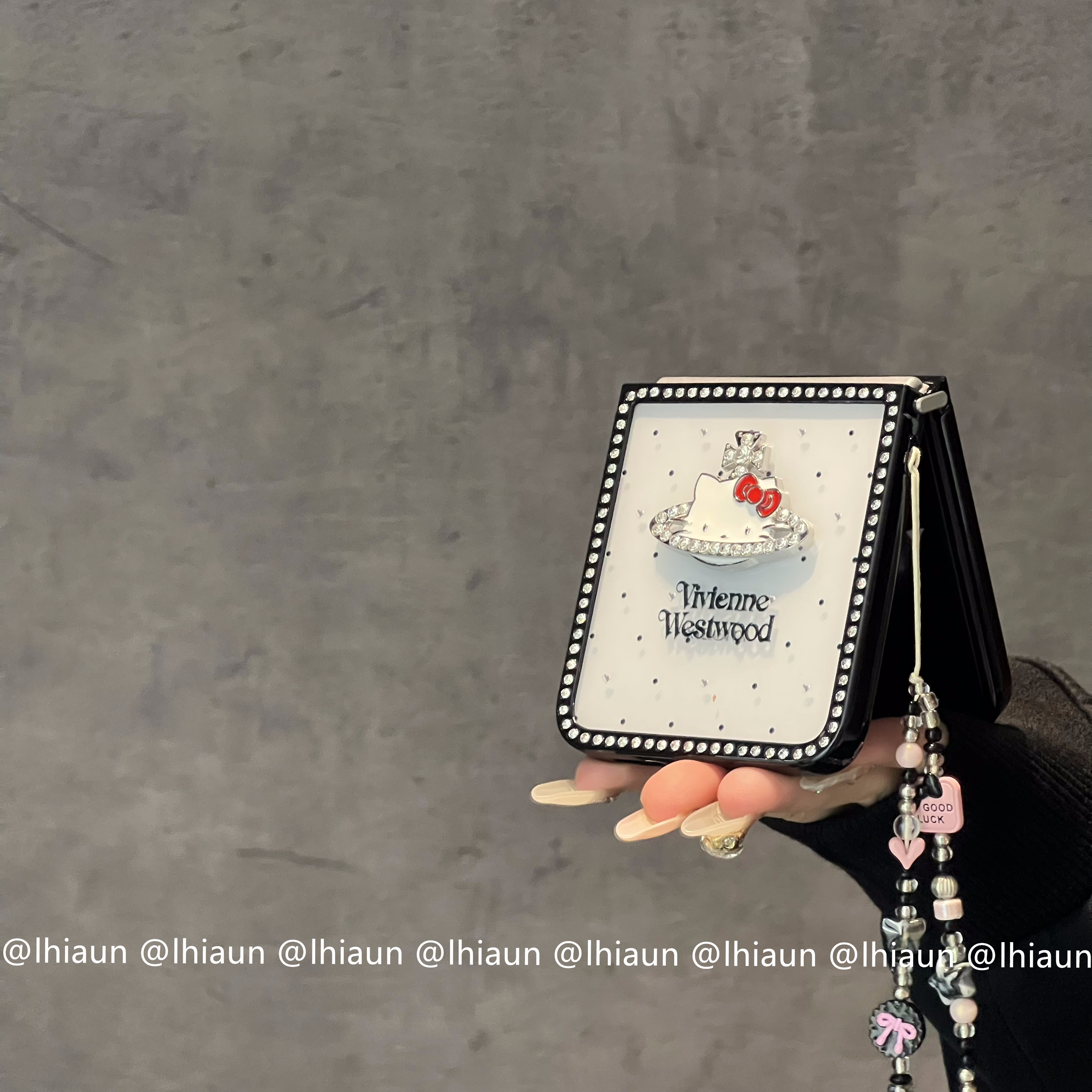 点钻边框星球kitty折叠屏手机壳