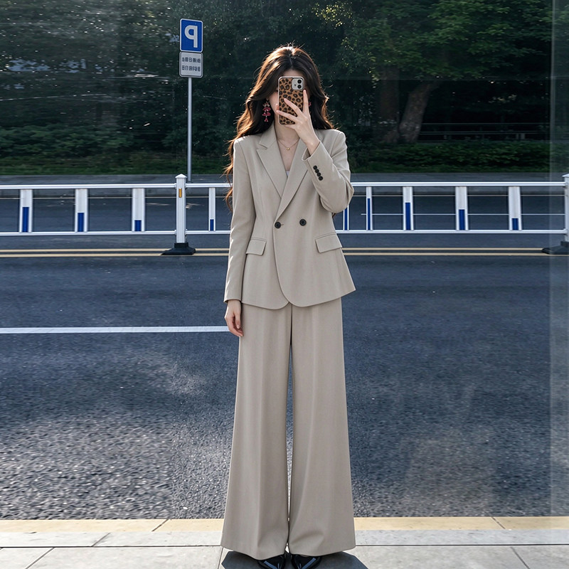 奶茶灰西装外套女春秋2026新款小个子高级感宽松韩系休闲西服套装