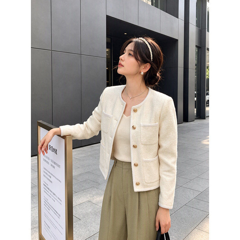 白色小香风套装羽绒外套女春秋2026新款小个子高级感加厚短款上衣