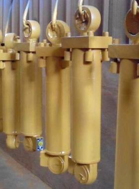 供应L956F装载机油缸 滤芯 铲斗销套 刹车盘 启动马达 油封