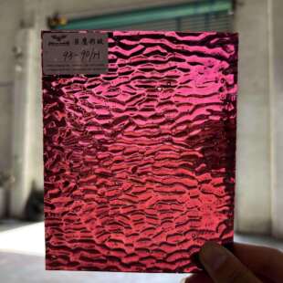 供应紫红色透明水纹玻璃彩色艺术玻璃原片本色玻璃非喷色