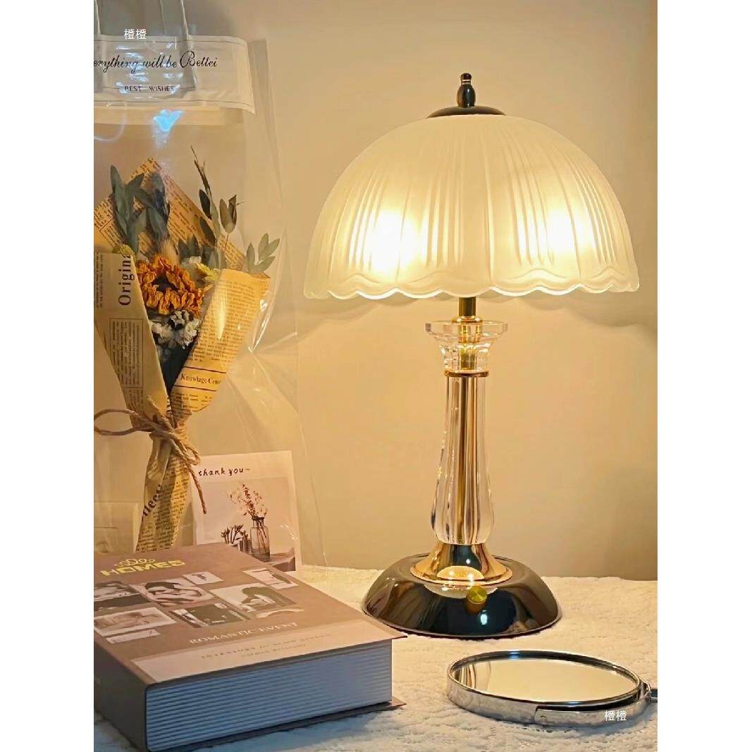 感家用小台灯卧室床头灯高颜值夜灯氛围主卧复古结婚新款