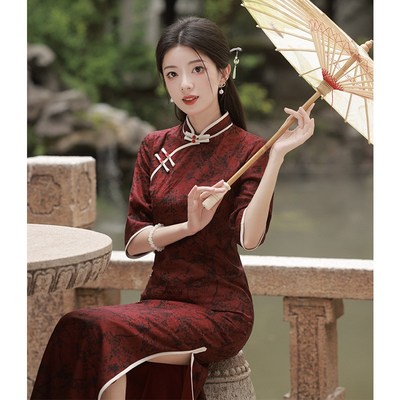 酒红色旗袍2024新款参加婚礼喜婆婆妈妈婚宴礼服端秋.款长款气质