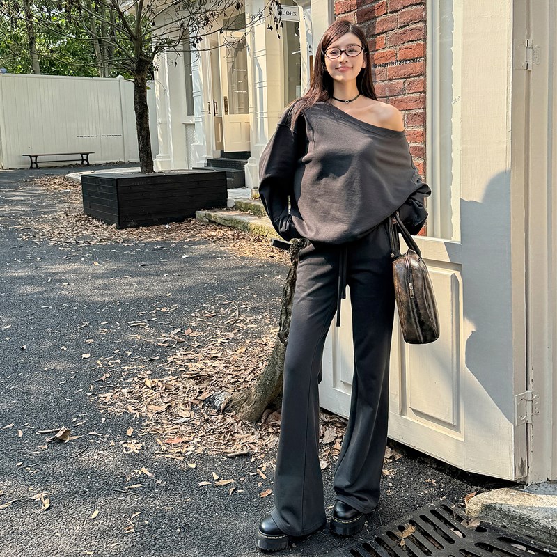 浅布调高个子加长裤斜肩卫衣休闲套装女早秋长袖一字肩上衣喇叭裤