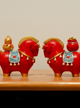 中式创意个性招财红色陶瓷马桌面摆件生肖马家居客厅玄关装饰吉祥
