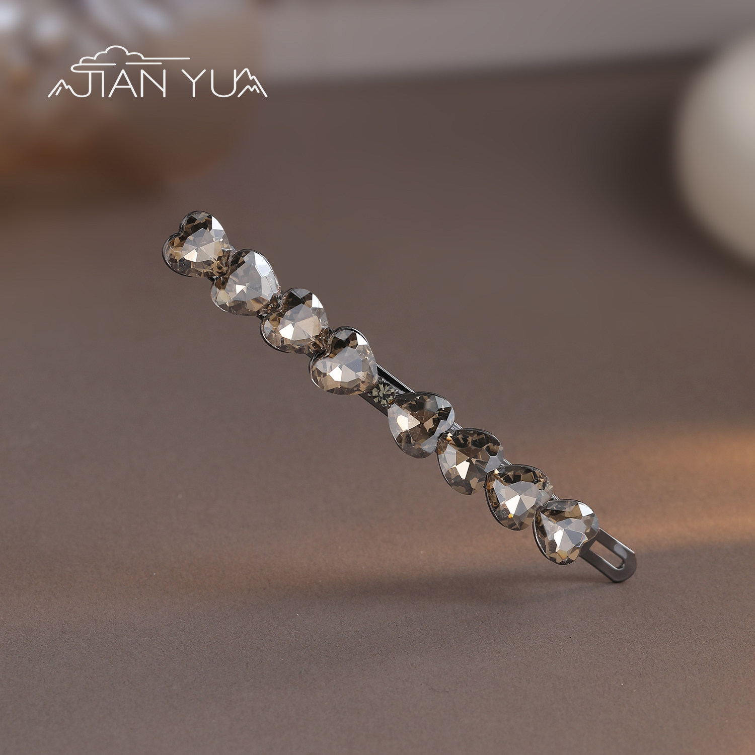 复古烟灰心形水钻发夹