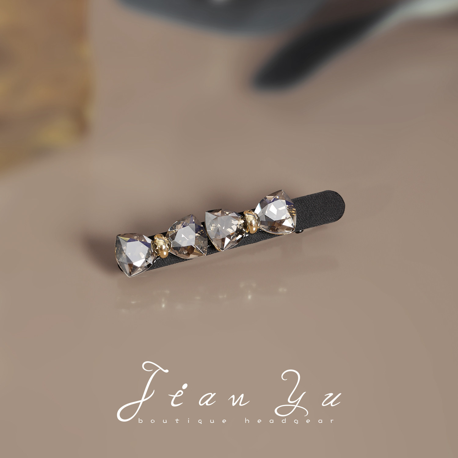 轻奢蝴蝶结发夹水钻领结鸭夹气质高级感侧边夹子闪钻时尚碎发夹女,饰品/流行首饰/时尚饰品新,发饰,淘宝优惠券,粉丝福利购,淘宝优惠卷