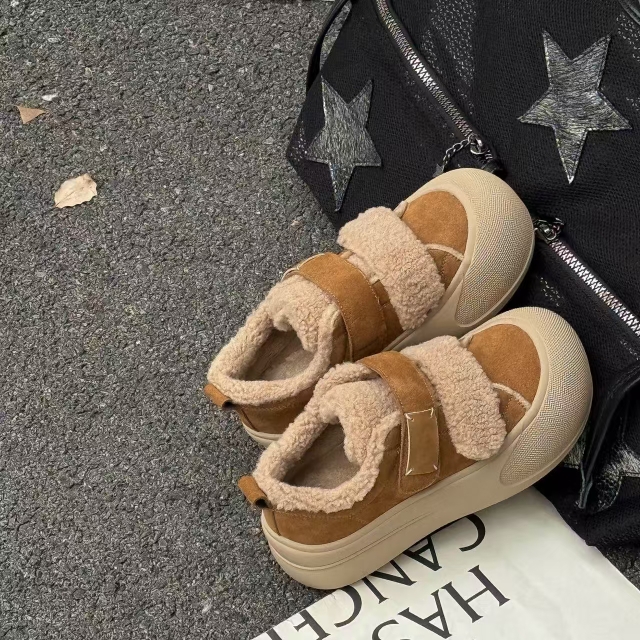 艾模儿2025秋冬新款女鞋厚底增高加绒时尚潮流魔术贴饼干女鞋舒适