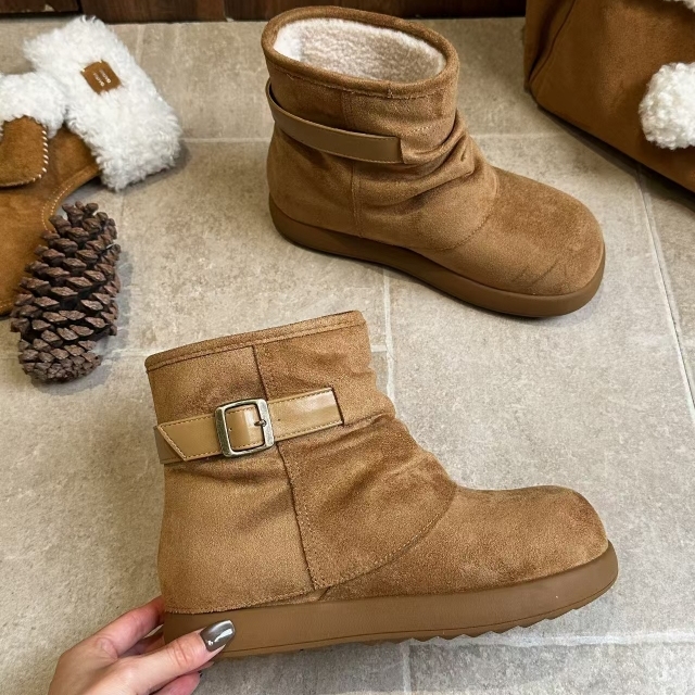 艾模儿25冬加厚时尚加绒保暖雪地靴女冬季百搭磨砂扣带勃肯鞋棉鞋