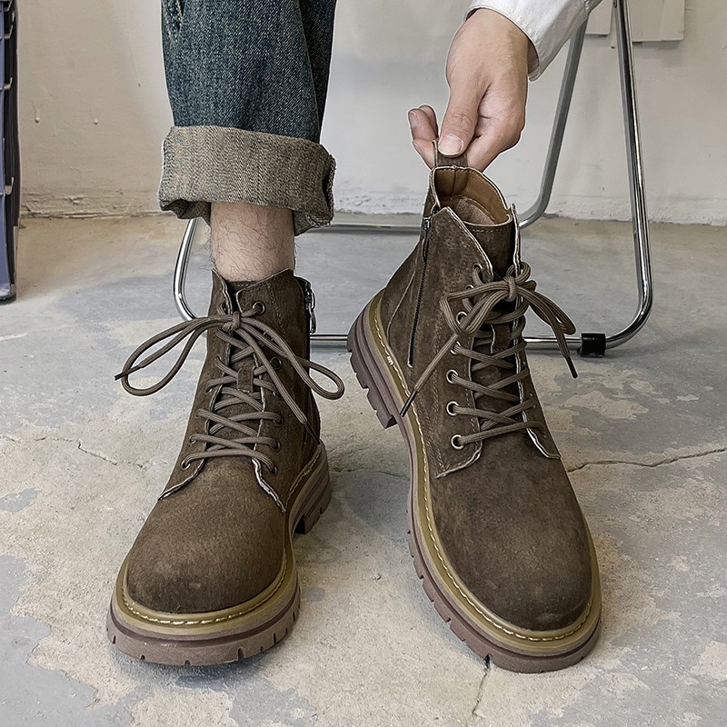 男士秋冬马丁靴男透n气反绒皮新款百搭中帮户外工装靴增高短靴棕