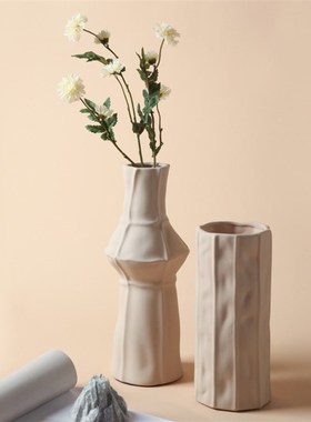 北欧艺术设计师花瓶几何陶瓷水培花器极简约样板房桌面矮柜子摆件