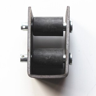 电动三轮车弓子板吊铁后桥钢板垫铁桥管支架焊接铁件吊耳拉坯砖车