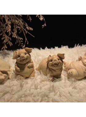 小叶黄杨实木雕刻欢天喜地小猪手把件茶宠可爱创意工艺摆件福猪年