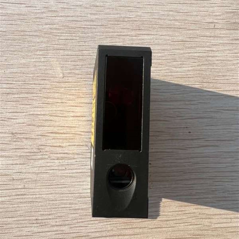 堡盟激光传感器CH-8501OADM20I6480/