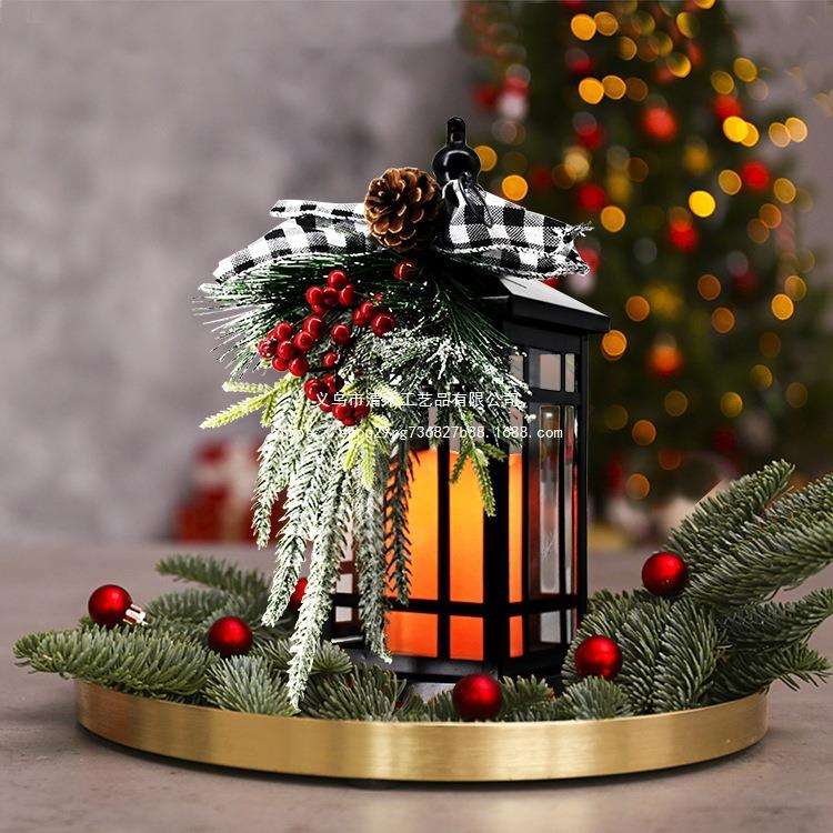 2025跨境摆件发光场景布置灯欧式圣诞风灯烛台铁艺风灯圣诞节装饰