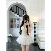甜美少女风白色蕾丝吊带连衣裙女2026春季 收腰蓬蓬裙芭蕾风短裙子