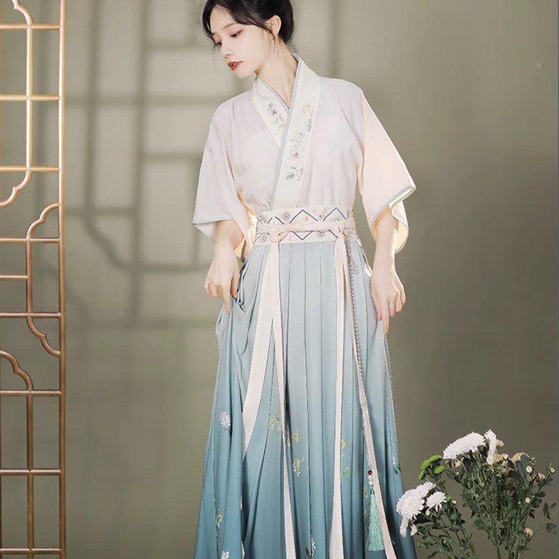 淡如菊 宋制改良日常汉服元素女中国风一片式褶裙春夏