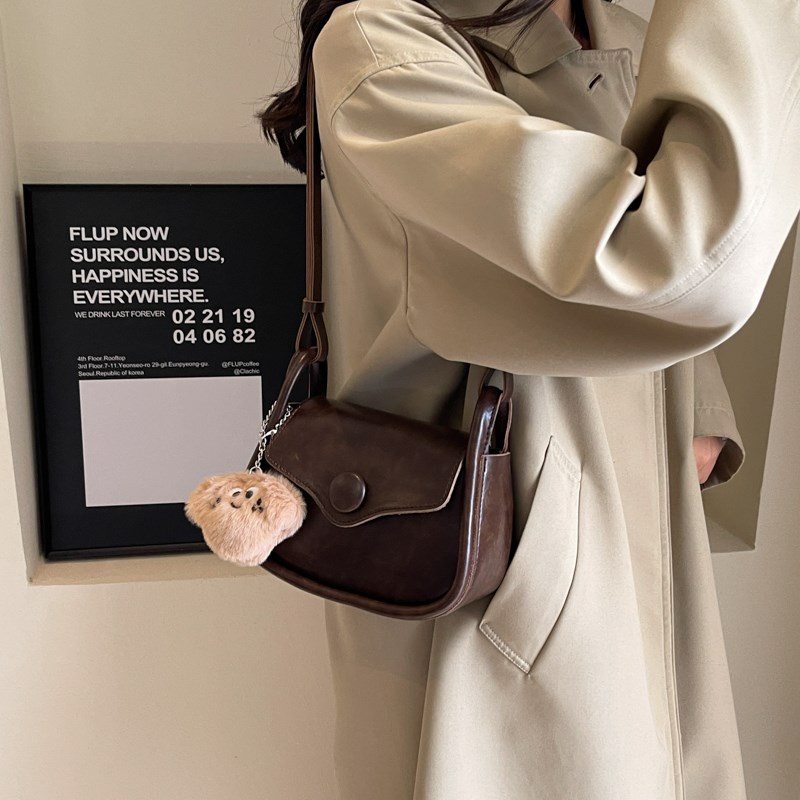 流行腋下小包包女秋冬百搭202z3新款时尚单肩斜挎包复古女士小方