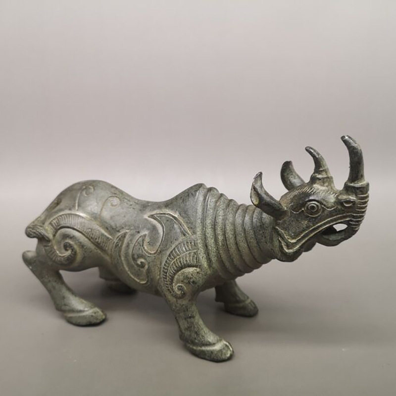 仿古做旧老铜犀牛家居客厅摆件古玩收藏铜器动物摆设工艺品