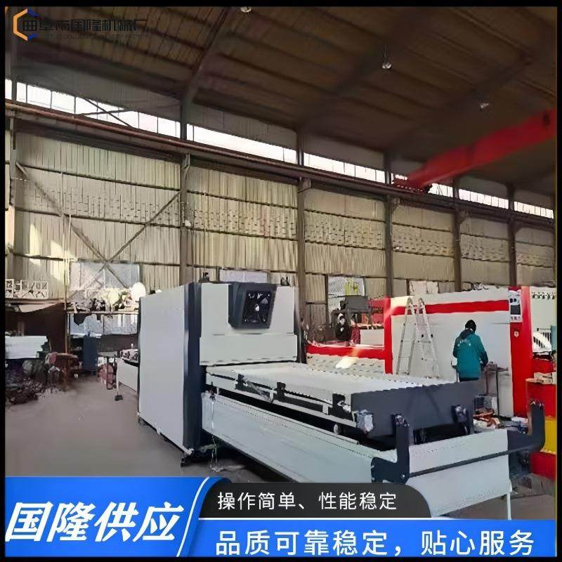 衣柜门无压框室内门板真空吸塑机 推拉门真空覆膜机 全铝板加热