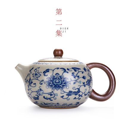 宋式汝窑青花缠枝莲倒把西施壶