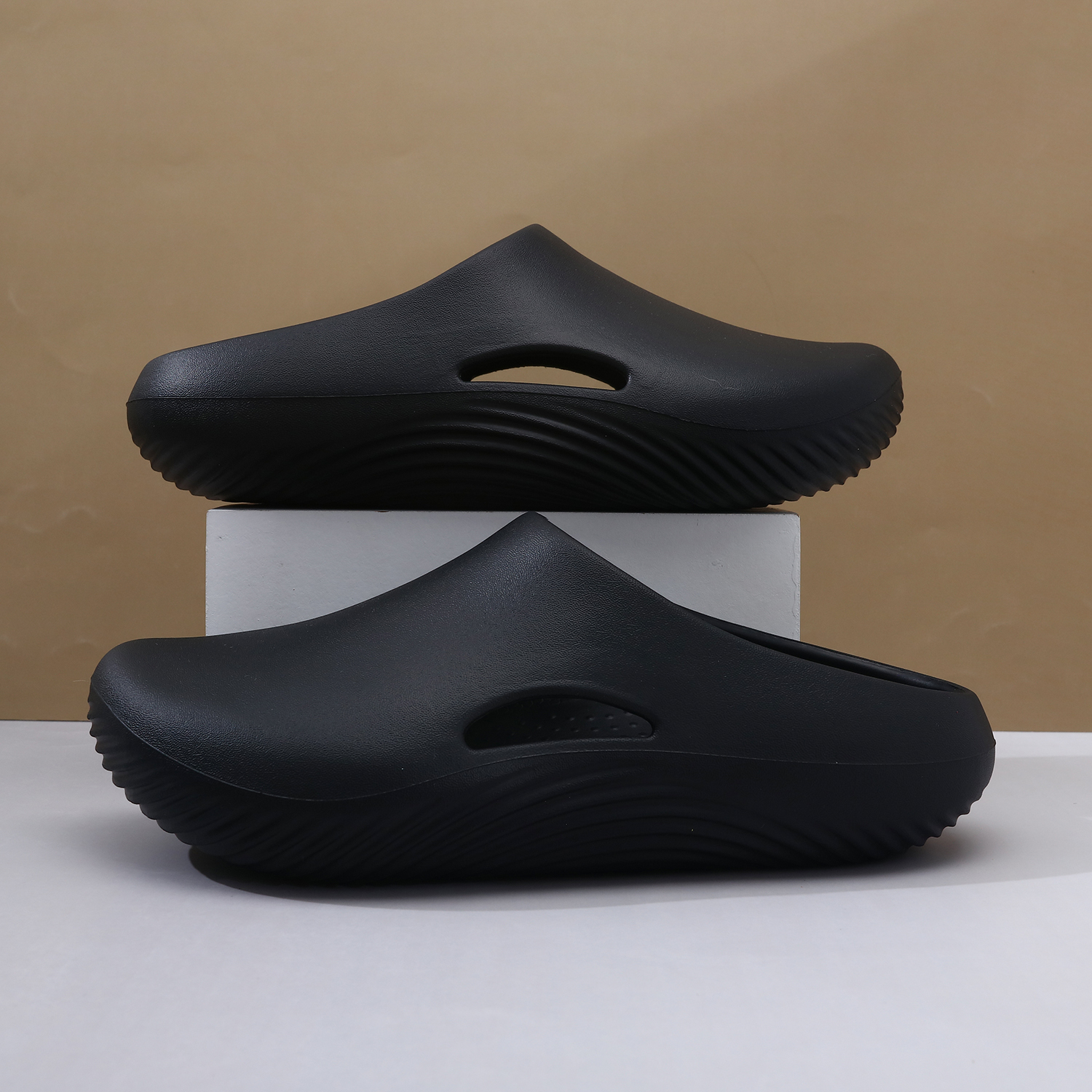 厨师鞋包头拖男款耐磨踩屎感男士