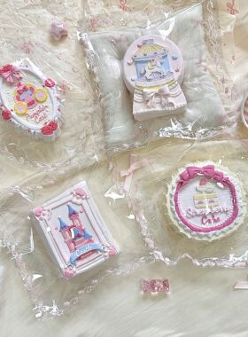 三小只KT飞鼠组合捏捏乐奶油泥爆浆水手感自制捏捏纯手工玩具