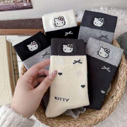 卡通猫咪hellokitty秋冬袜子蝴蝶结学院风秋冬加厚蓄热堆堆中筒袜