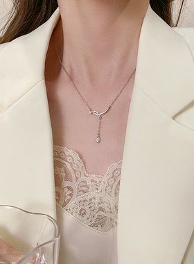 水滴微笑项链女生温柔o甜美气质流苏锁骨链轻奢小众设计感吊坠颈