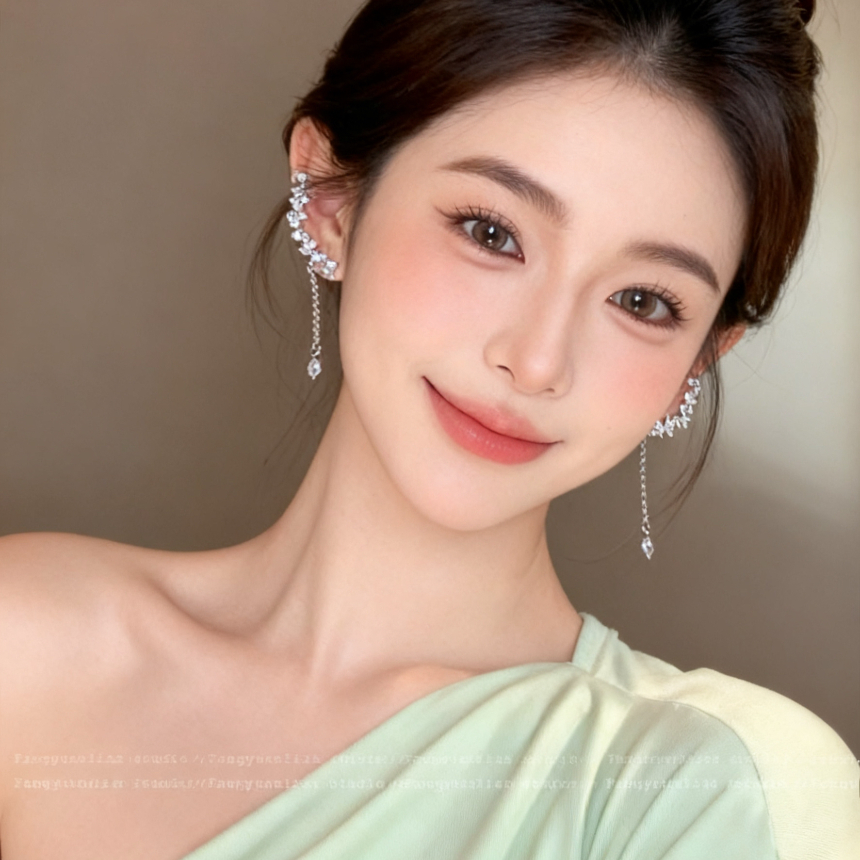 超闪锆石流苏耳环女小众设计