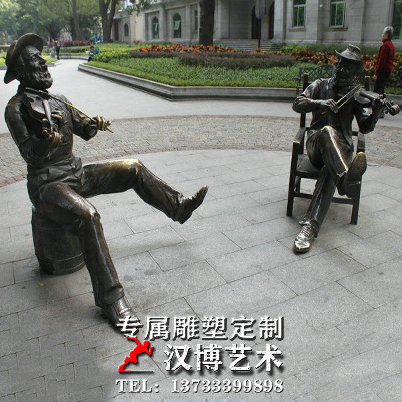 音乐座椅主题雕塑玻璃钢仿铜人物座椅雕像定制户外商业步行街雕像